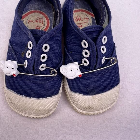 Vintage Canvas Boys Comfort Cushion Blue Sneakers Size 5 Made In USA - Picture 8 of 16